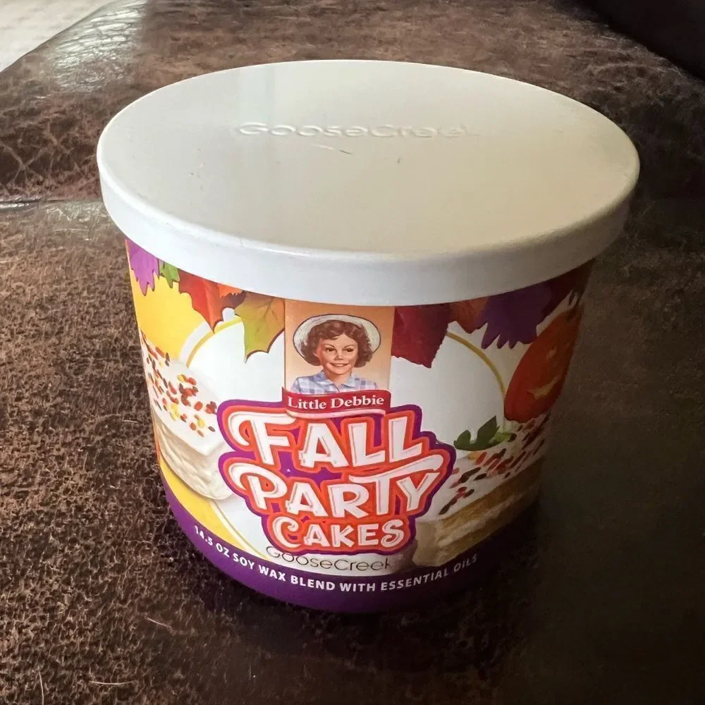 Goose Creek Limited Edition Little Debbie Series Fall Party Cakes 3 Wick Candle